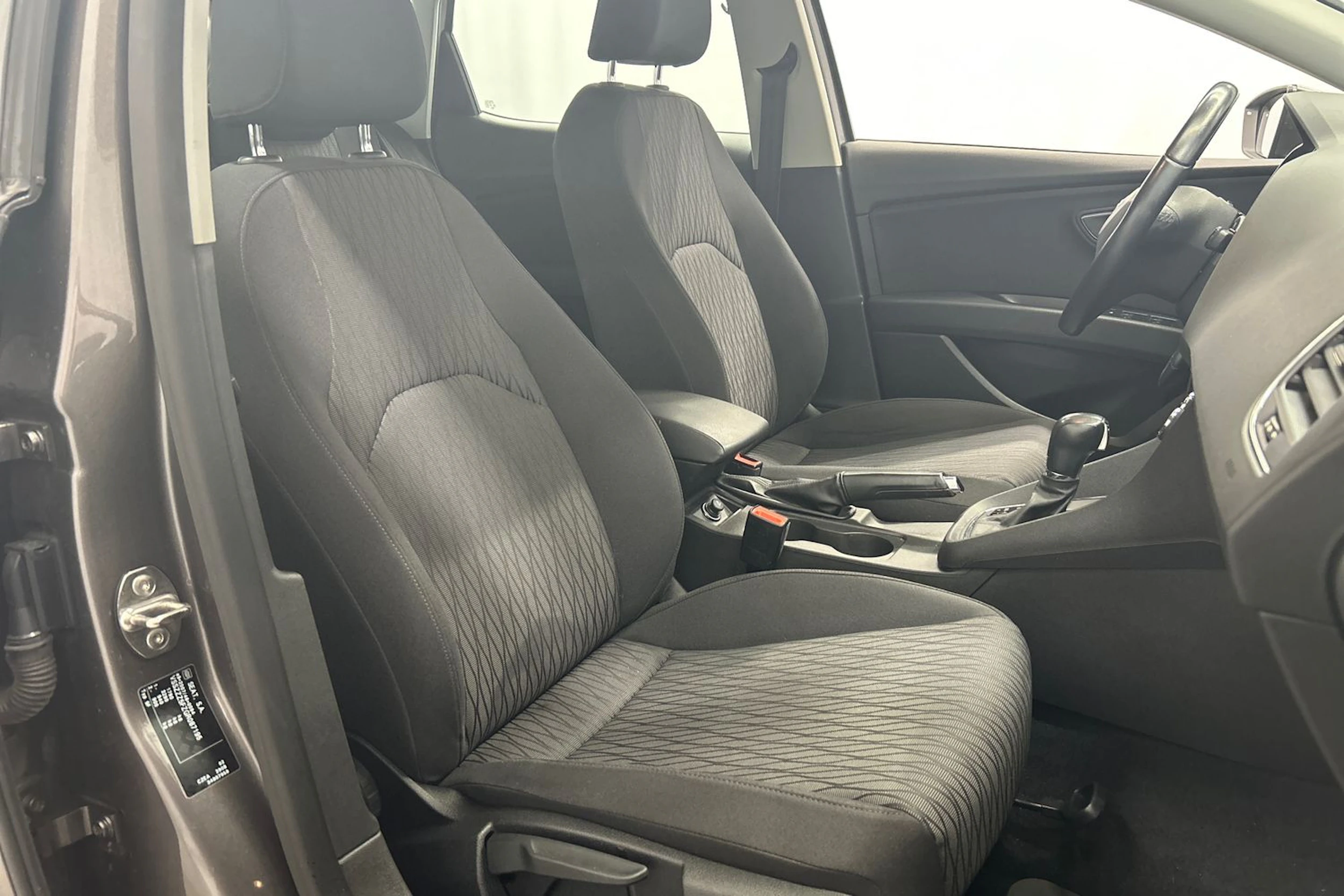 harmaa SEAT Leon 2016 kuva 15.