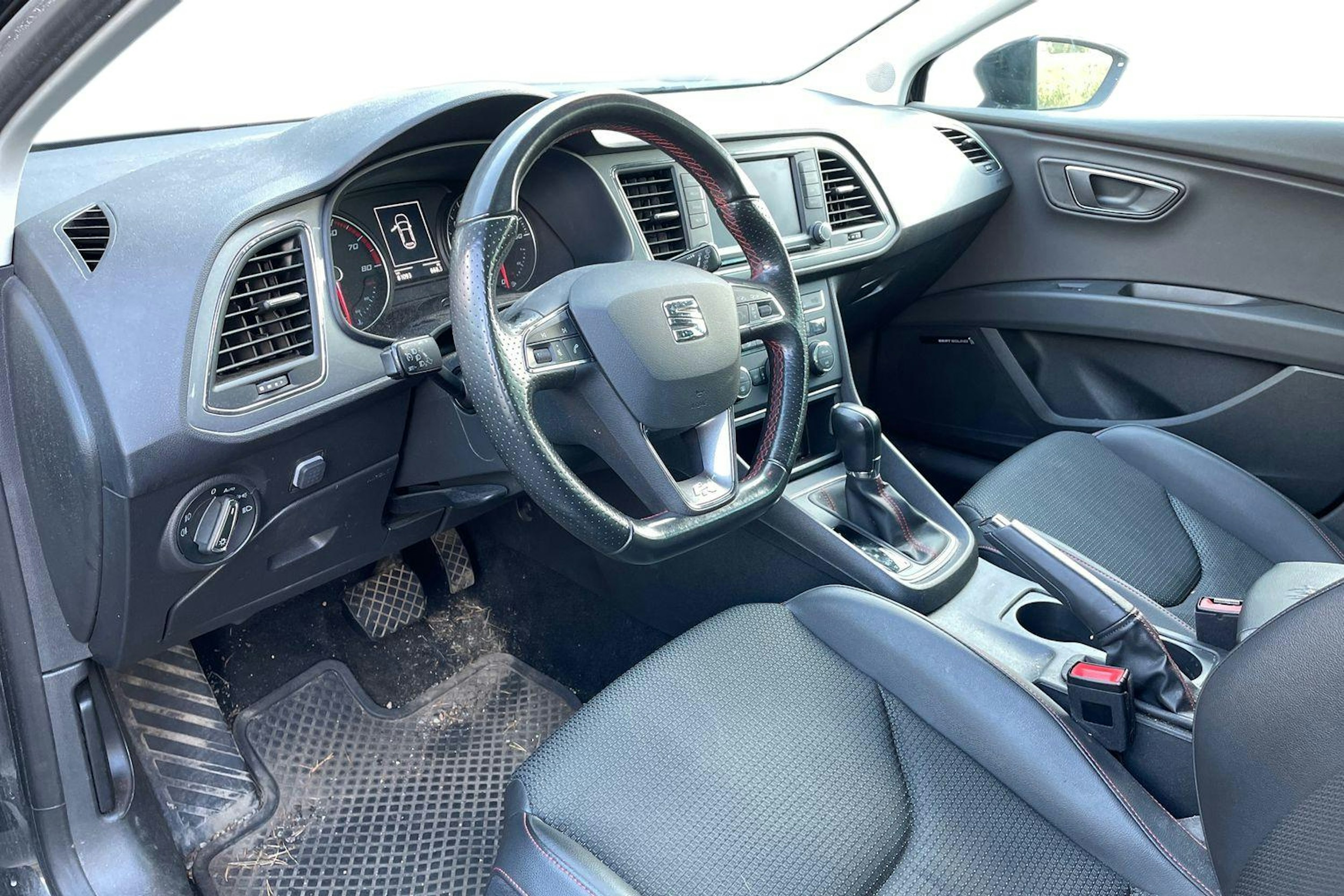 musta SEAT Leon 2017 kuva 3.