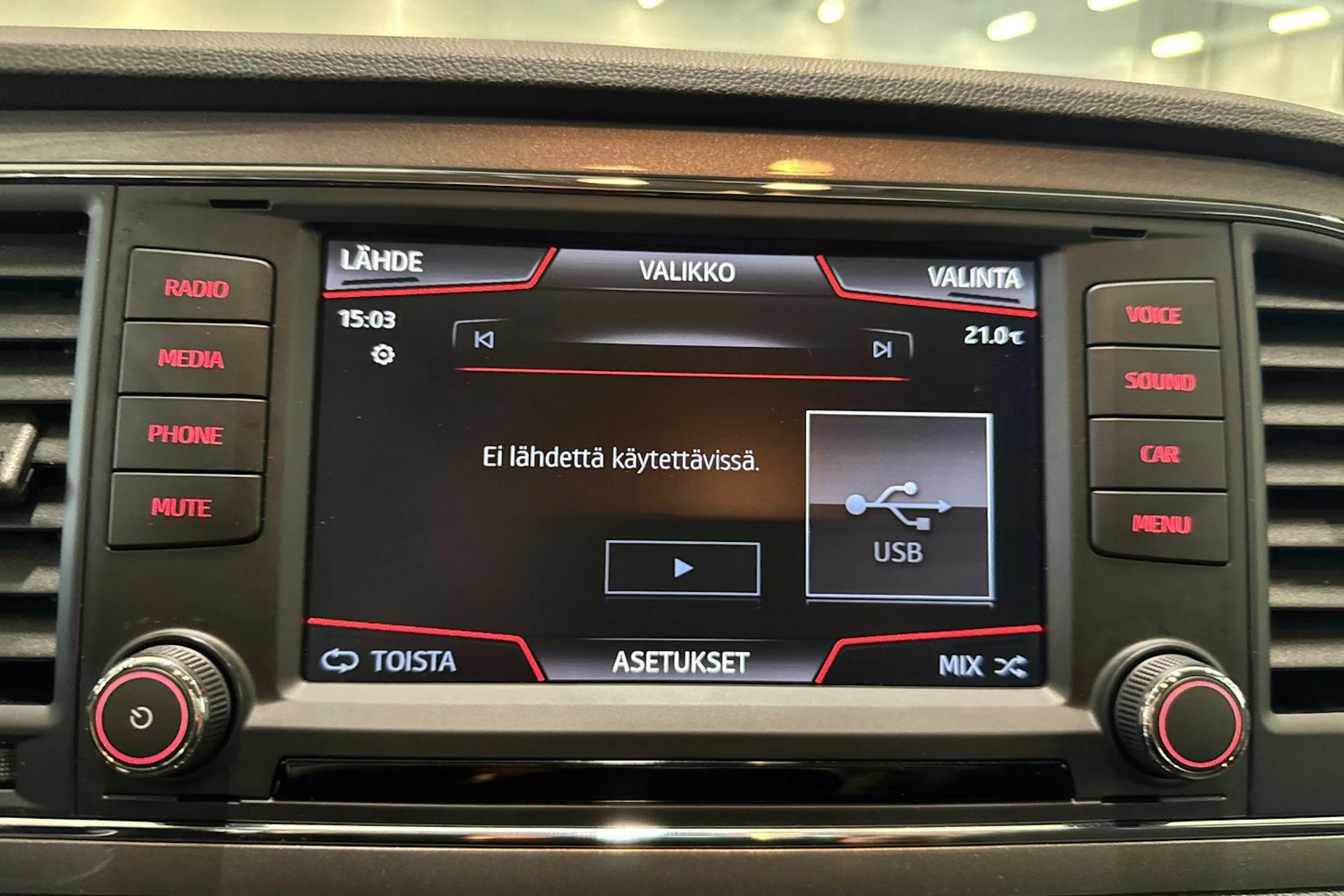musta SEAT Leon 2017 kuva 19.