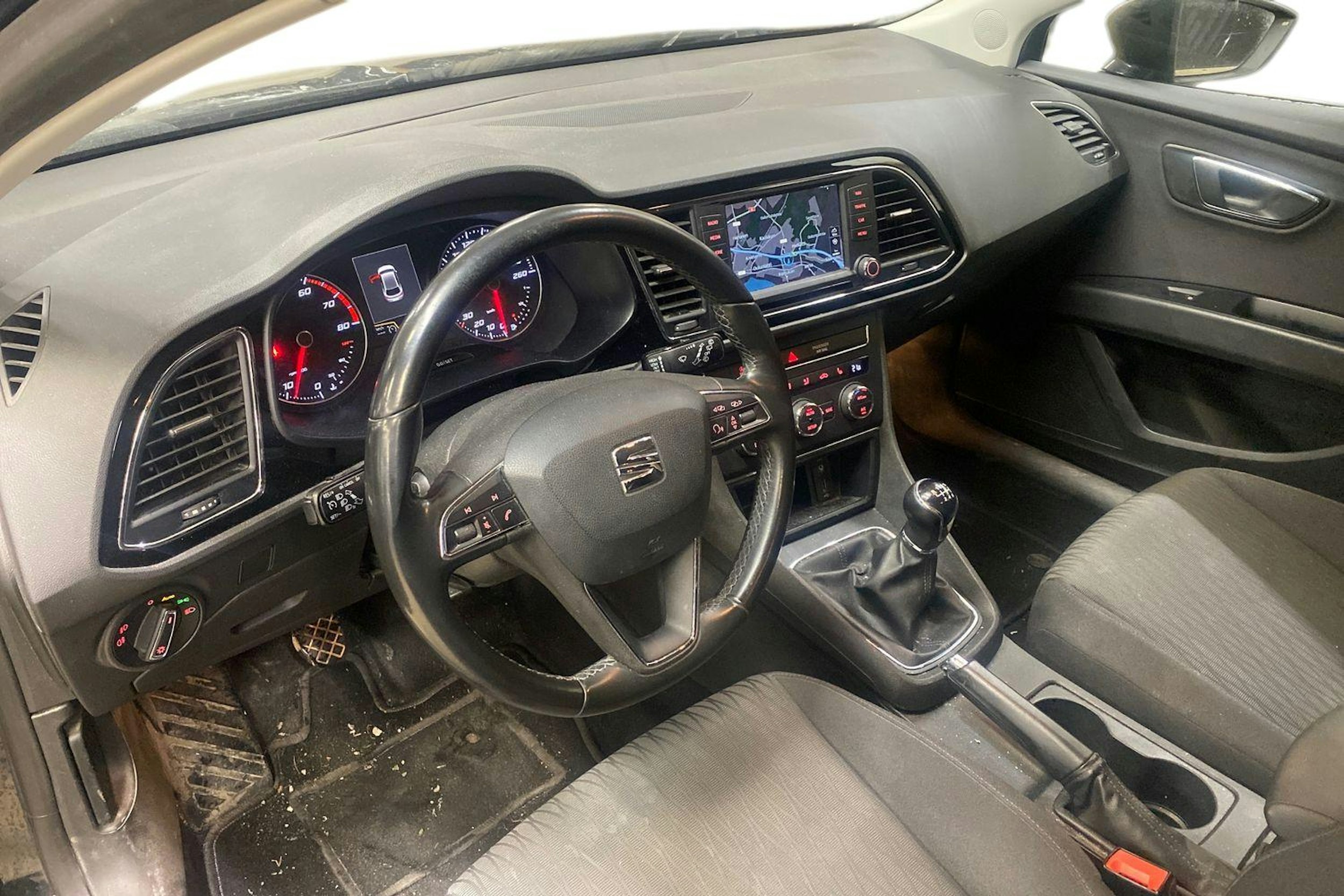 musta SEAT Leon 2017 kuva 3.