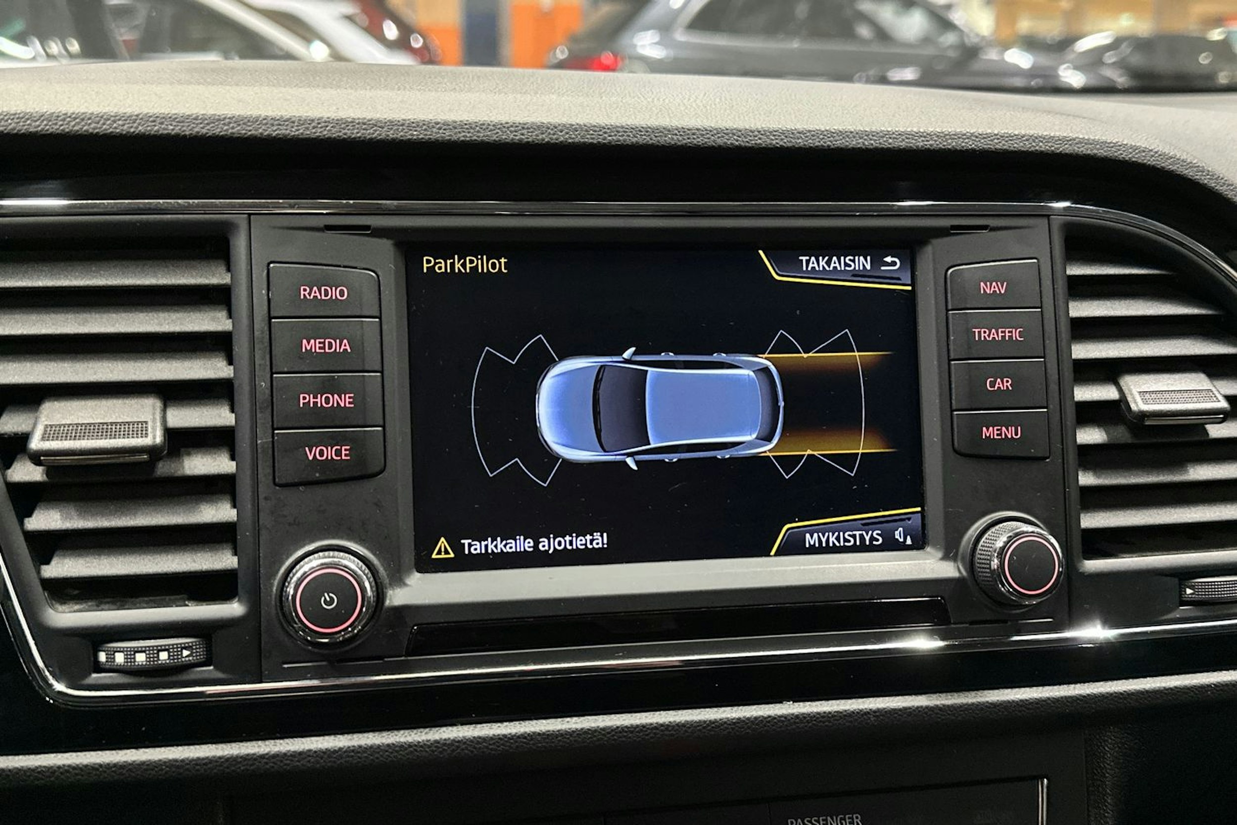 musta SEAT Leon 2017 kuva 16.