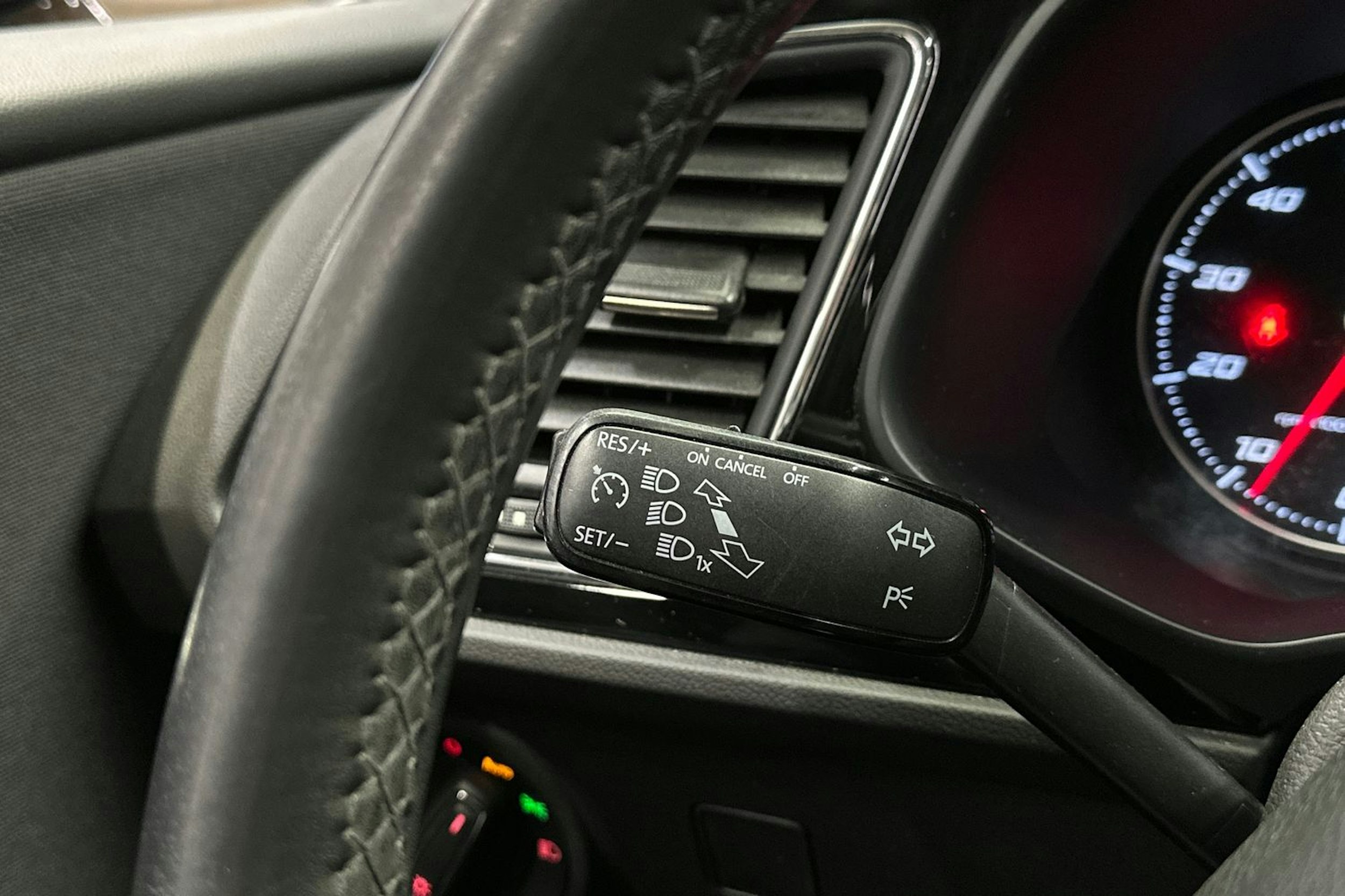 musta SEAT Leon 2017 kuva 20.