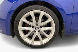 sininen SEAT Leon 2017 kuva 11.