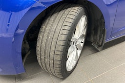 sininen SEAT Leon 2017 kuva 13.