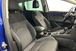 sininen SEAT Leon 2017 kuva 16.