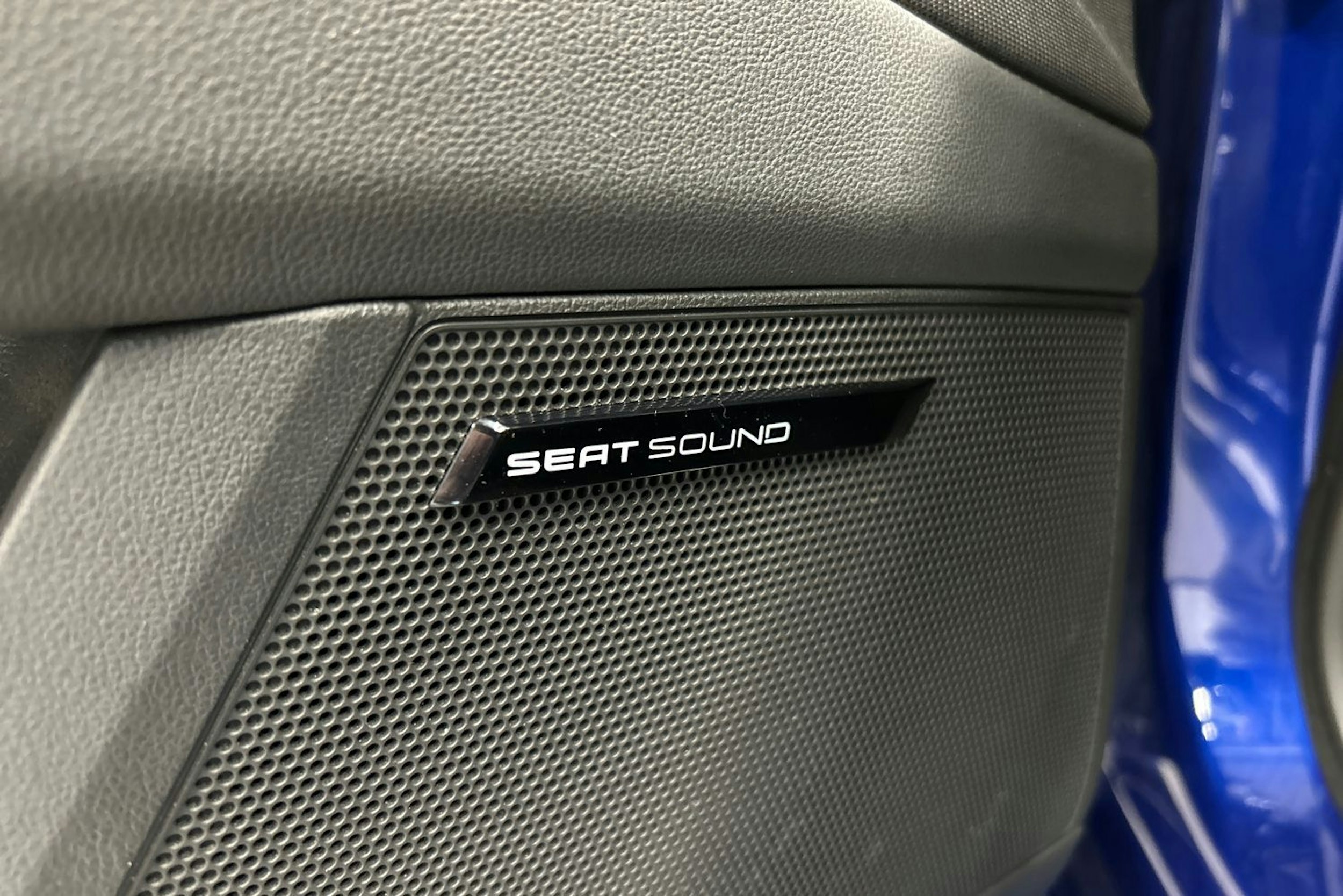 sininen SEAT Leon 2017 kuva 17.