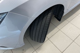 Harmaa SEAT Leon ST 2018 kuva 10.