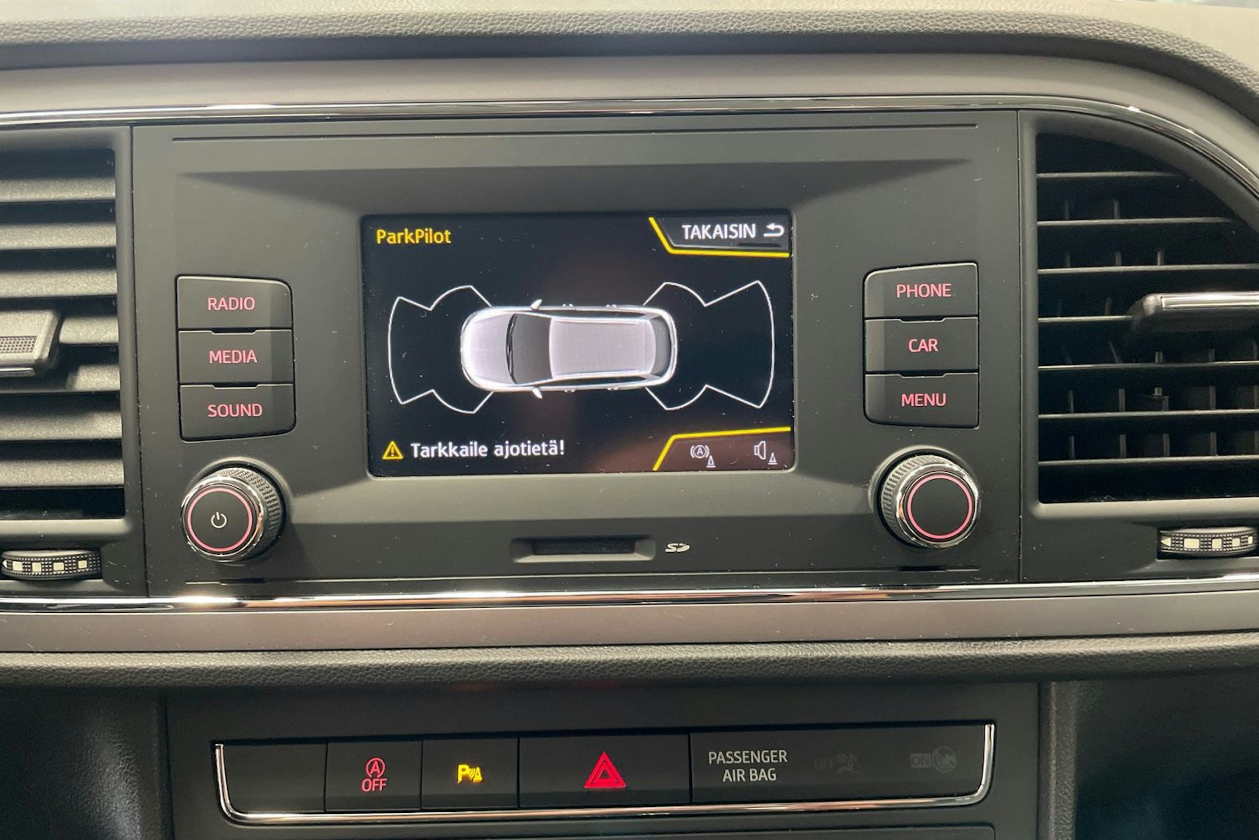 Harmaa SEAT Leon ST 2018 kuva 15.