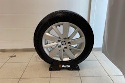 Harmaa SEAT Leon ST 2018 kuva 18.