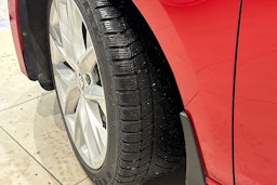 met. vihreä SEAT Leon 2018 kuva 13.