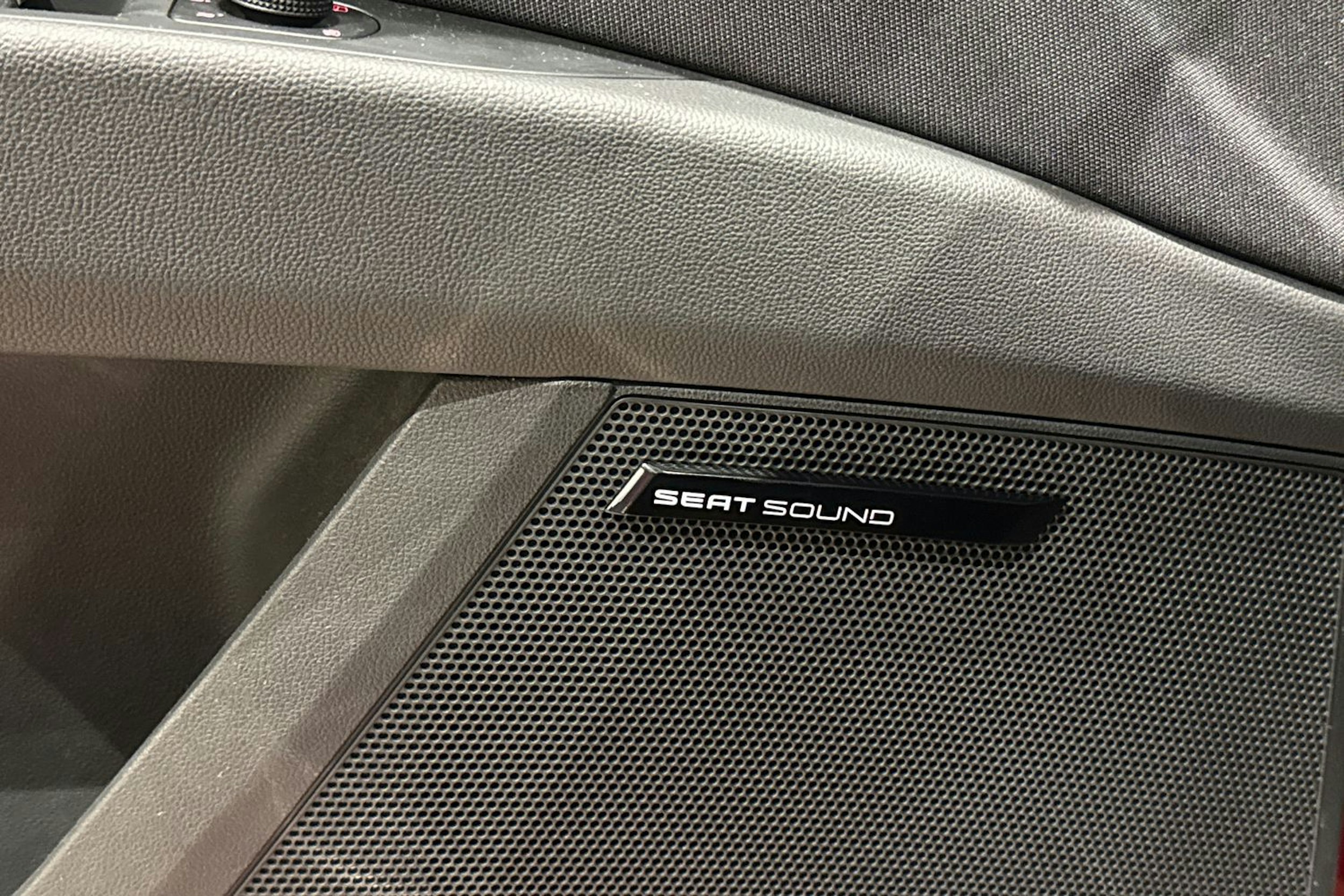 met. vihreä SEAT Leon 2018 kuva 21.