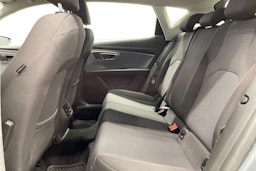 harmaa SEAT Leon 2018 kuva 10.