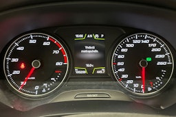 harmaa SEAT Leon 2018 kuva 15.