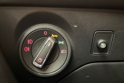 harmaa SEAT Leon 2018 kuva 22.