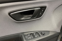 harmaa SEAT Leon 2018 kuva 25.