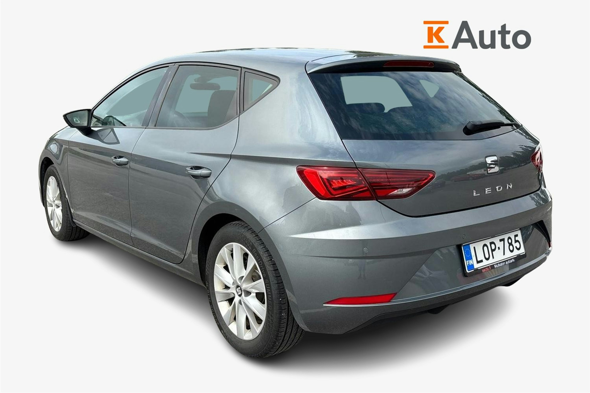 harmaa SEAT Leon 2018 kuva 2.