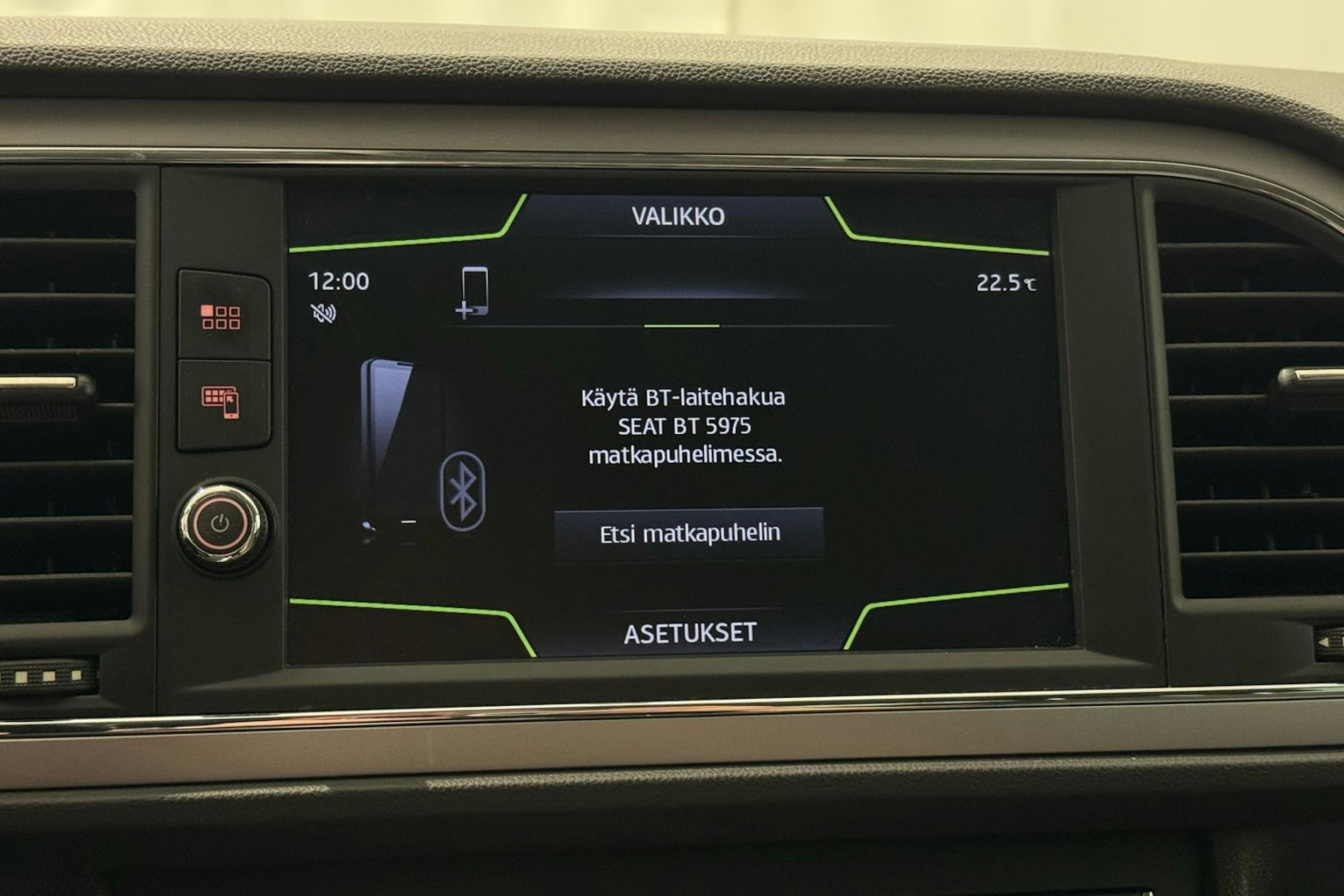 harmaa SEAT Leon 2018 kuva 22.