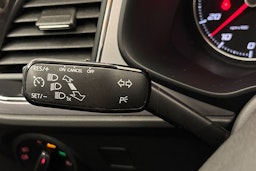 valkoinen SEAT Leon 2018 kuva 18.