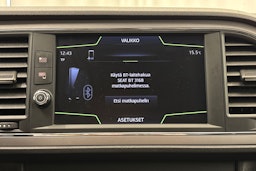 valkoinen SEAT Leon 2018 kuva 21.