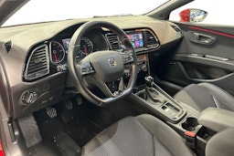 punainen SEAT Leon 2018 kuva 3.