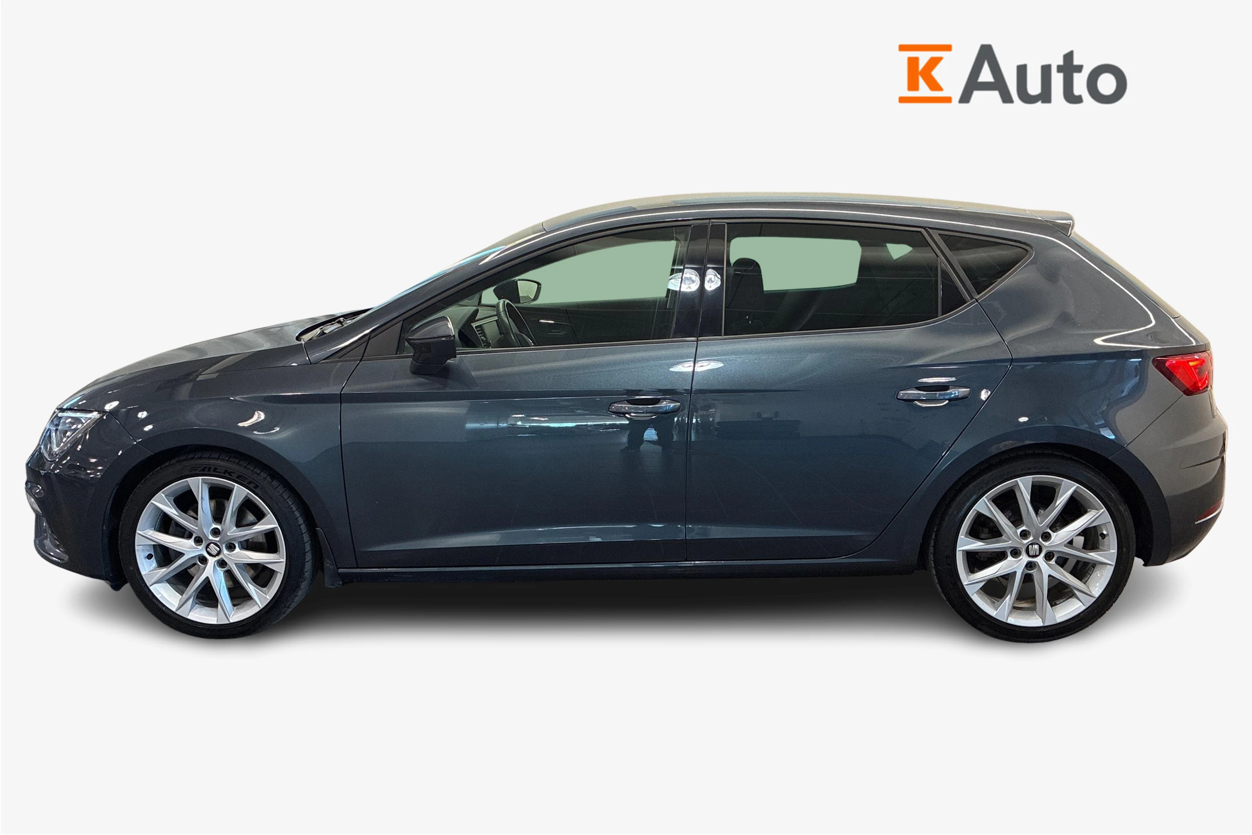 harmaa SEAT Leon 2019 kuva 7.