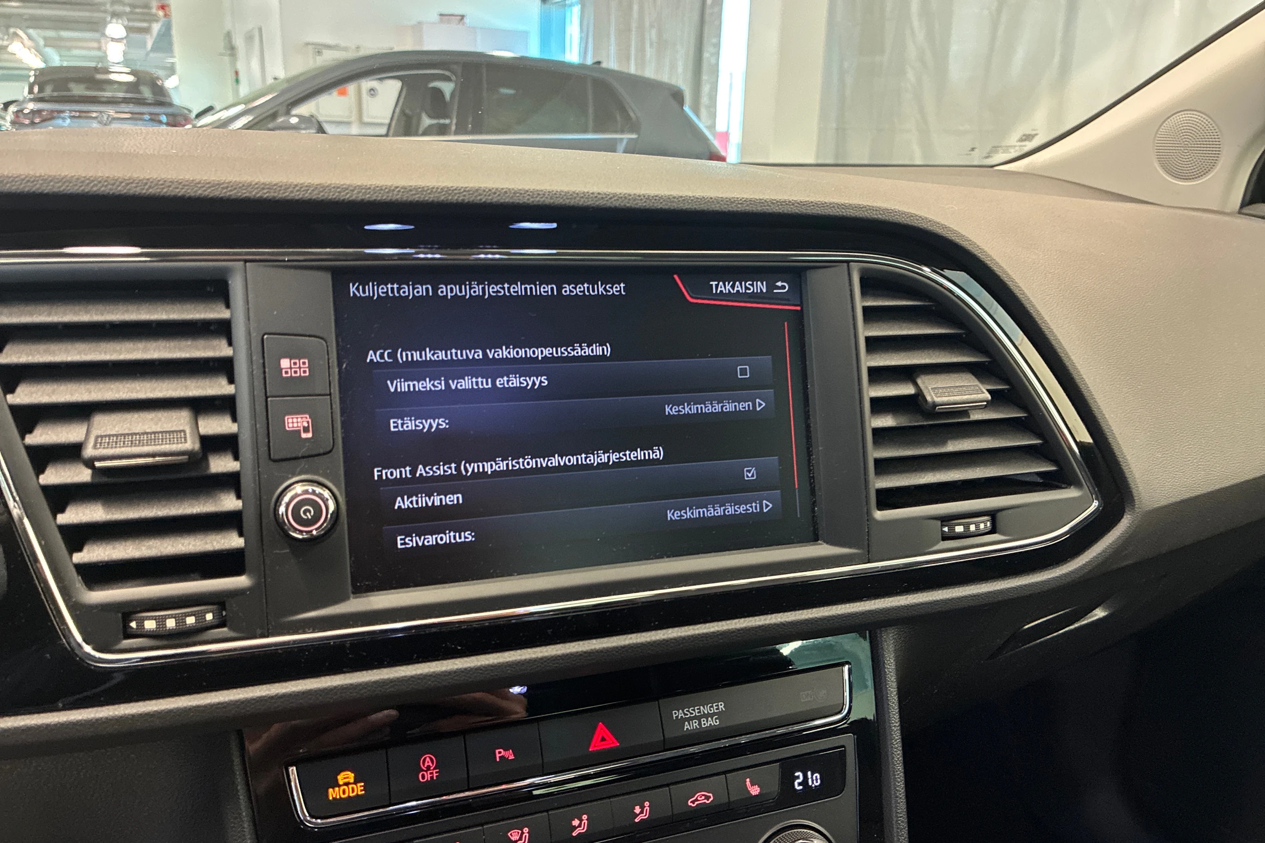 harmaa SEAT Leon 2019 kuva 23.