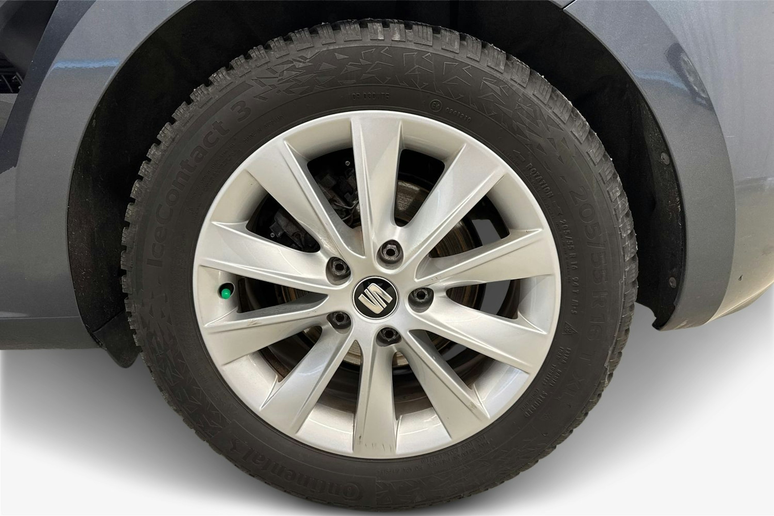 harmaa SEAT Leon 2019 kuva 11.