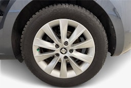 harmaa SEAT Leon 2019 kuva 11.