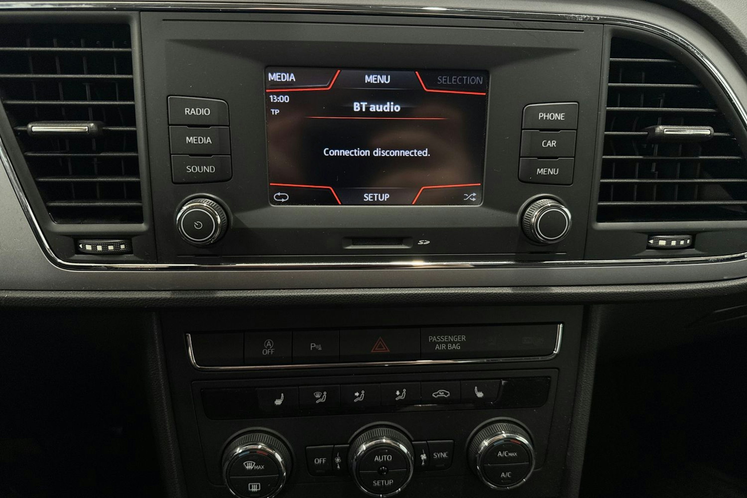 harmaa SEAT Leon 2019 kuva 22.