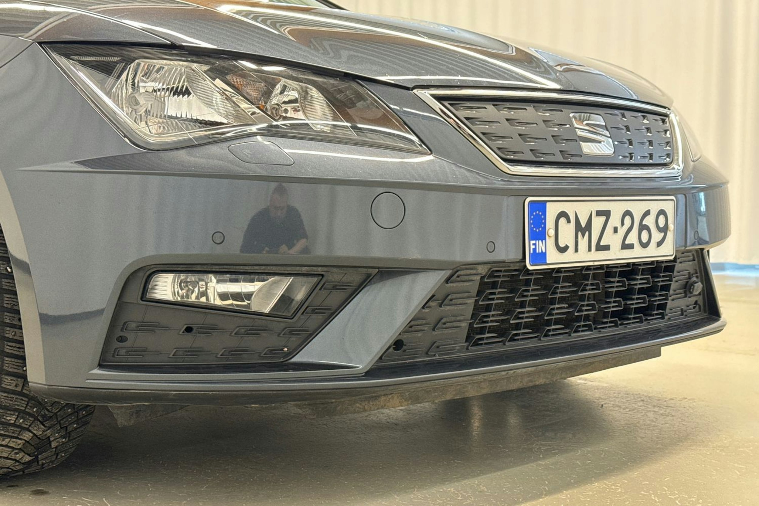 harmaa SEAT Leon 2019 kuva 29.