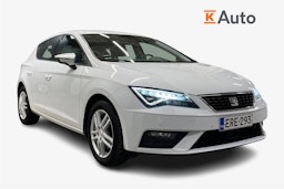 valkoinen SEAT Leon 2019 kuva 1.