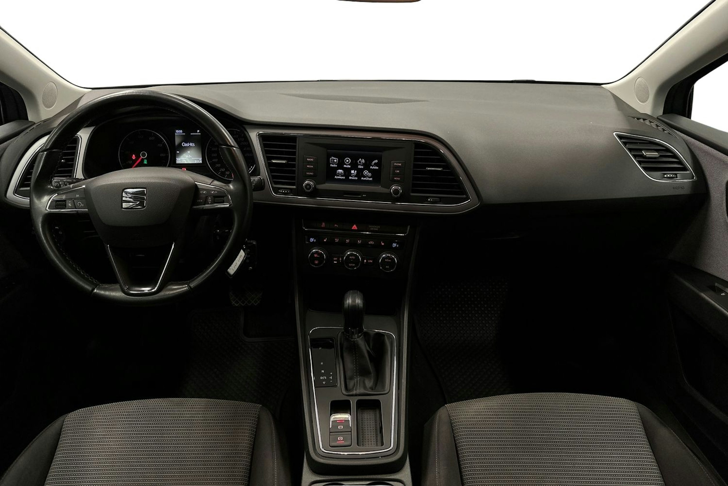harmaa SEAT Leon 2019 kuva 9.
