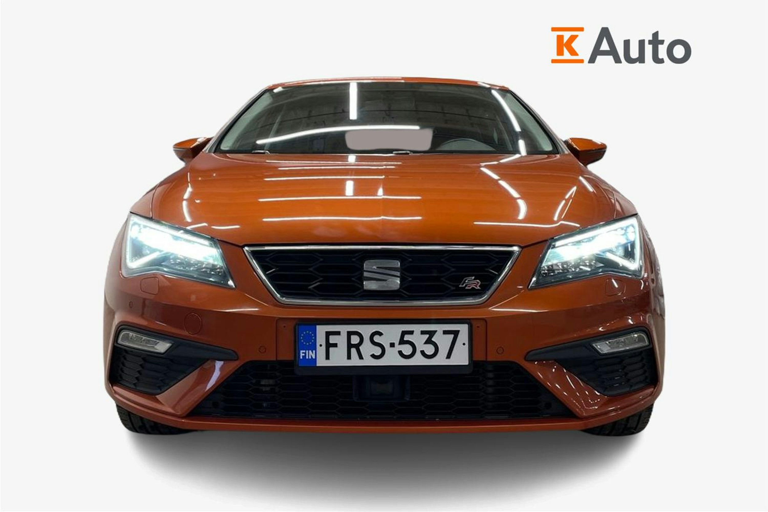 oranssi SEAT Leon 2019 kuva 5.
