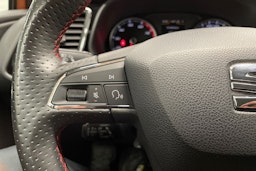 oranssi SEAT Leon 2019 kuva 23.