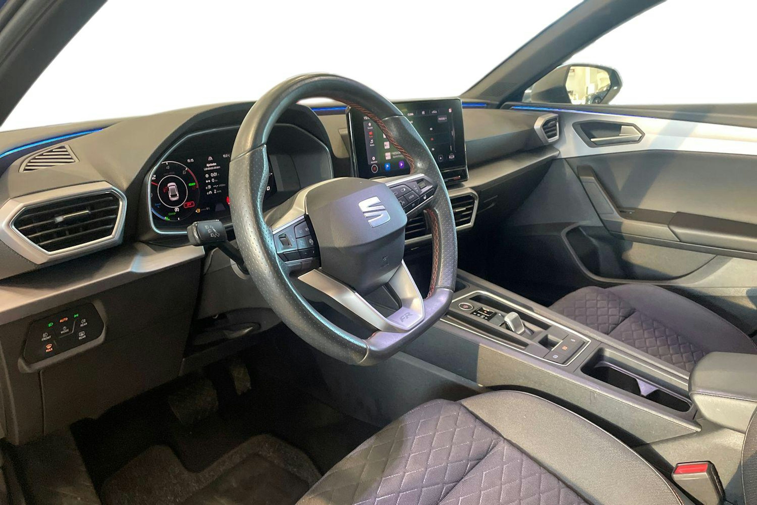 met. sininen SEAT Leon 2021 kuva 7.