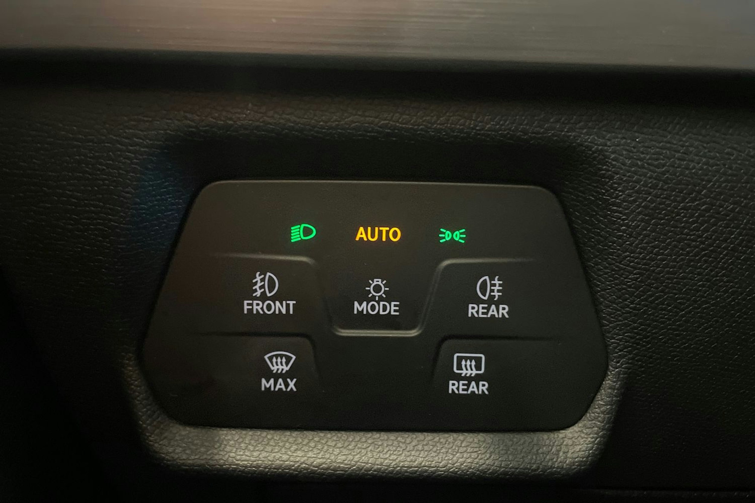 met. sininen SEAT Leon 2021 kuva 20.