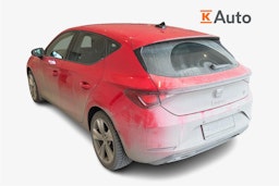 punainen SEAT Leon 2020 kuva 2.