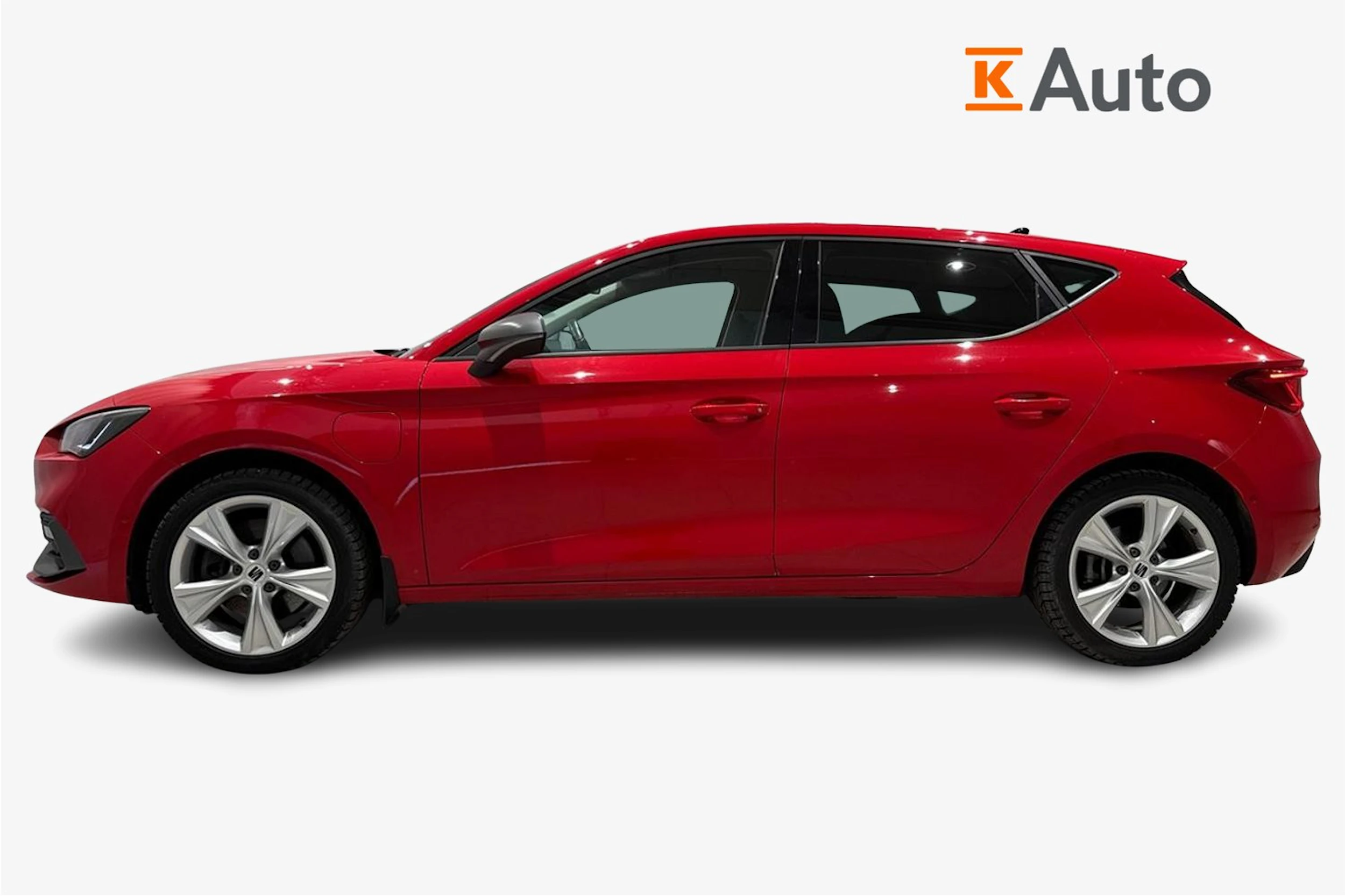 punainen SEAT Leon 2021 kuva 5.