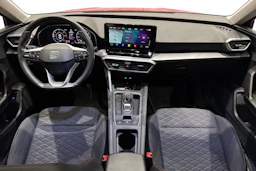 punainen SEAT Leon 2021 kuva 7.