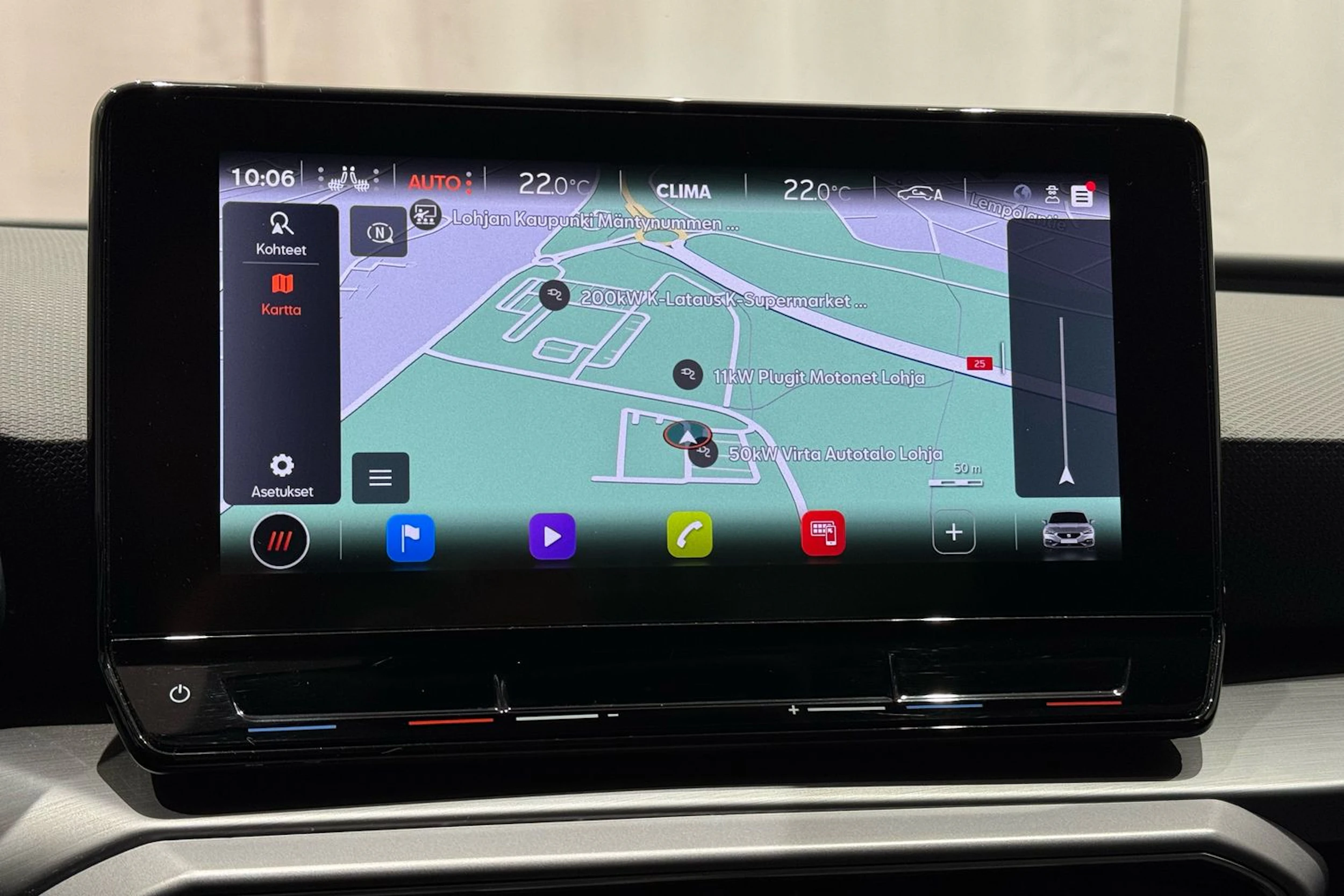 punainen SEAT Leon 2021 kuva 19.