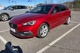 Punainen SEAT LEON 2020 kuva 3.
