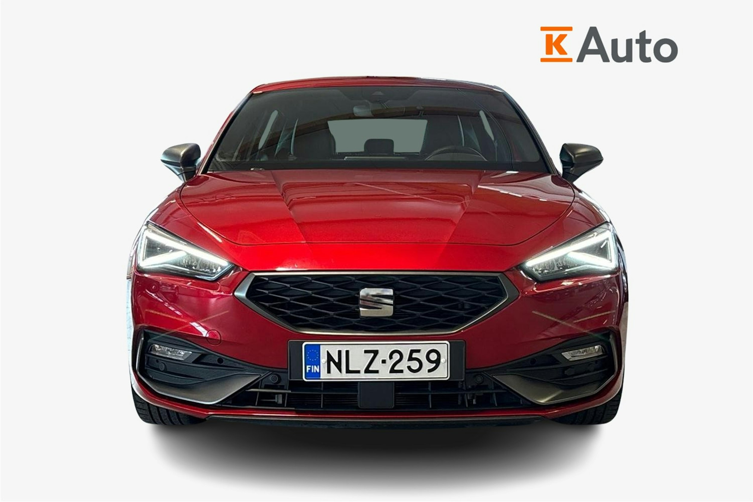 punainen SEAT Leon 2020 kuva 4.