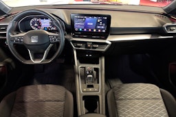 punainen SEAT Leon 2020 kuva 7.