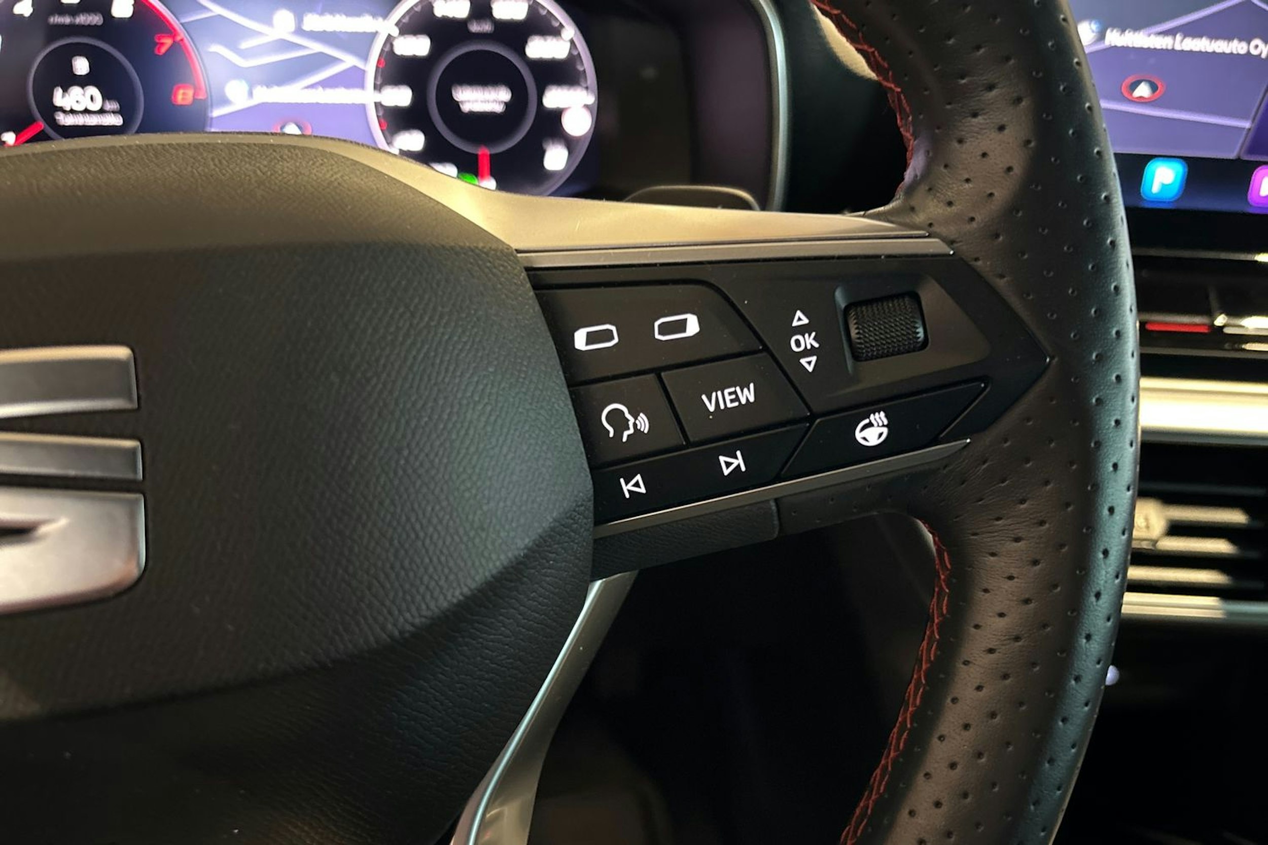 punainen SEAT Leon 2020 kuva 16.
