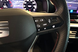 punainen SEAT Leon 2020 kuva 16.