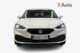 valkoinen SEAT Leon 2021 kuva 4.