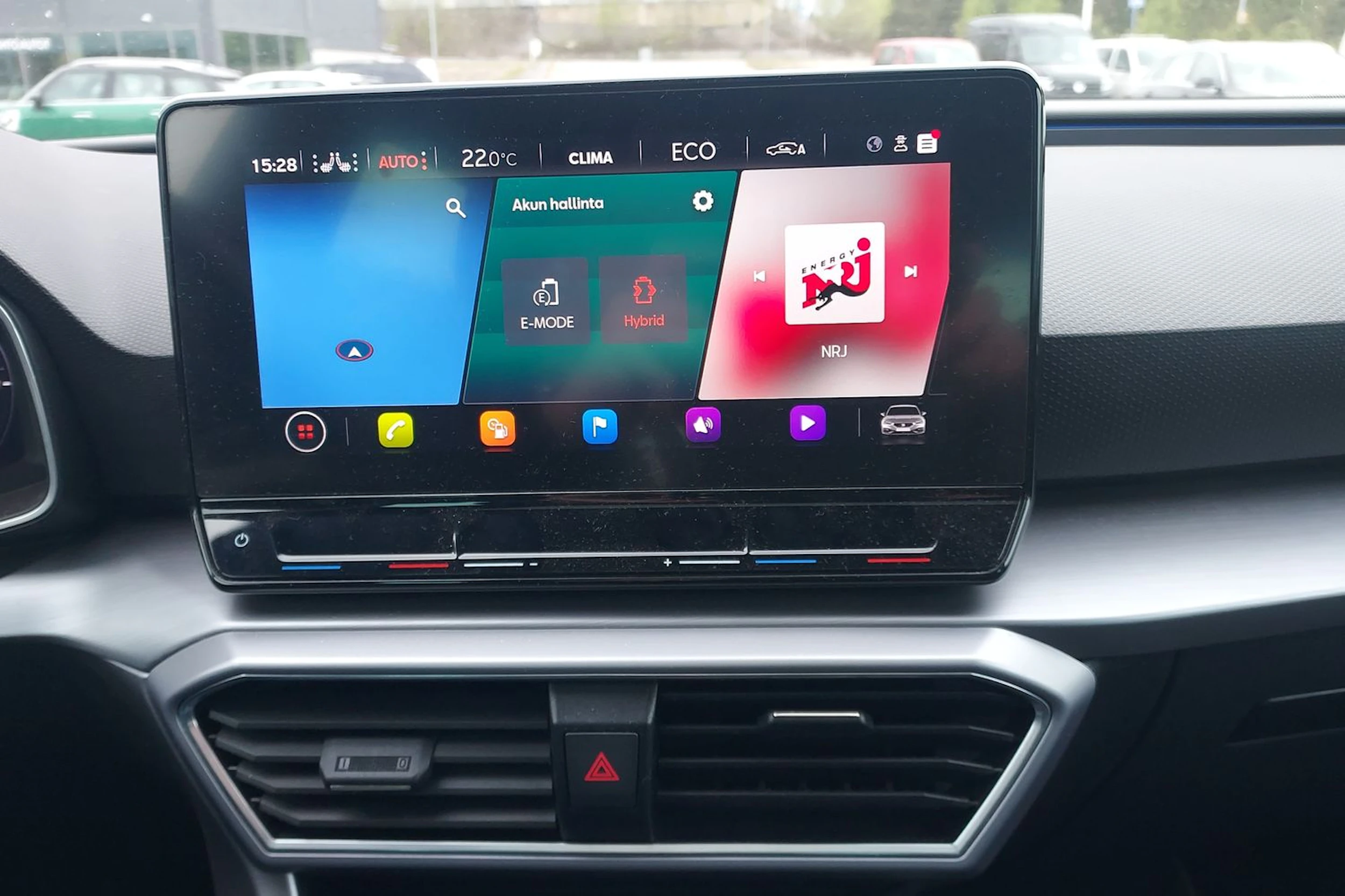 musta SEAT Leon 2020 kuva 7.