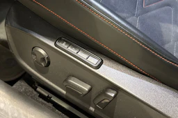 musta SEAT Leon 2021 kuva 19.