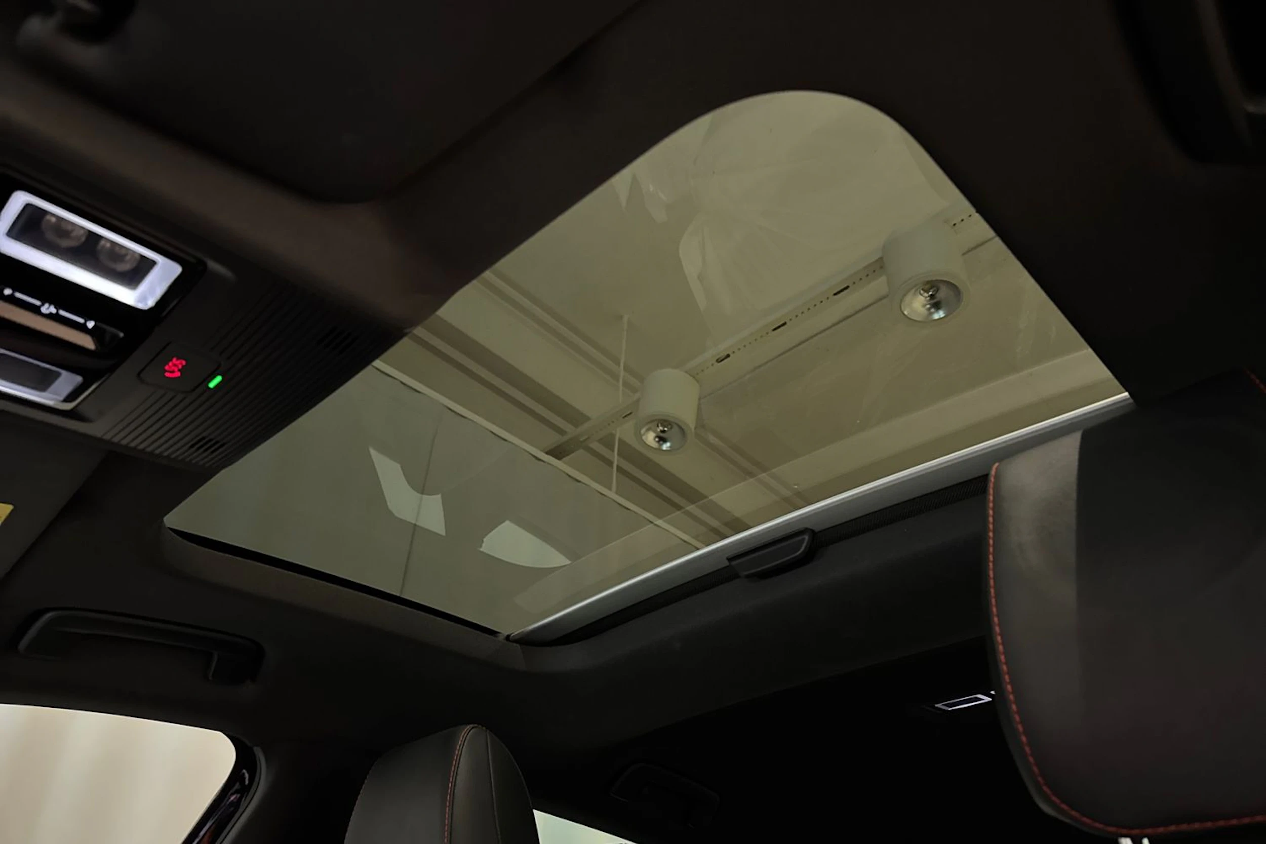 musta SEAT Leon 2021 kuva 20.