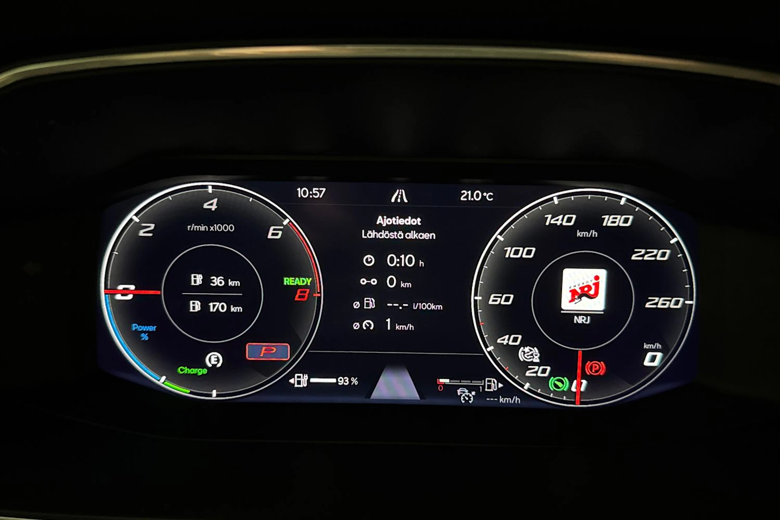 musta SEAT Leon 2021 kuva 23.